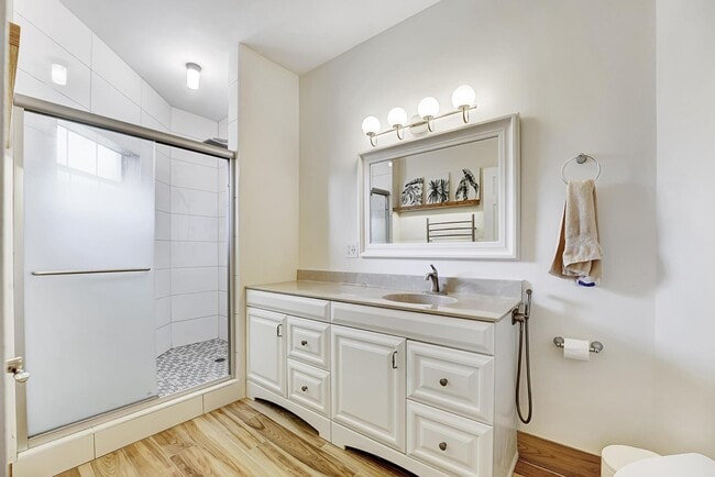 Building Photo - 6555 Via Regina