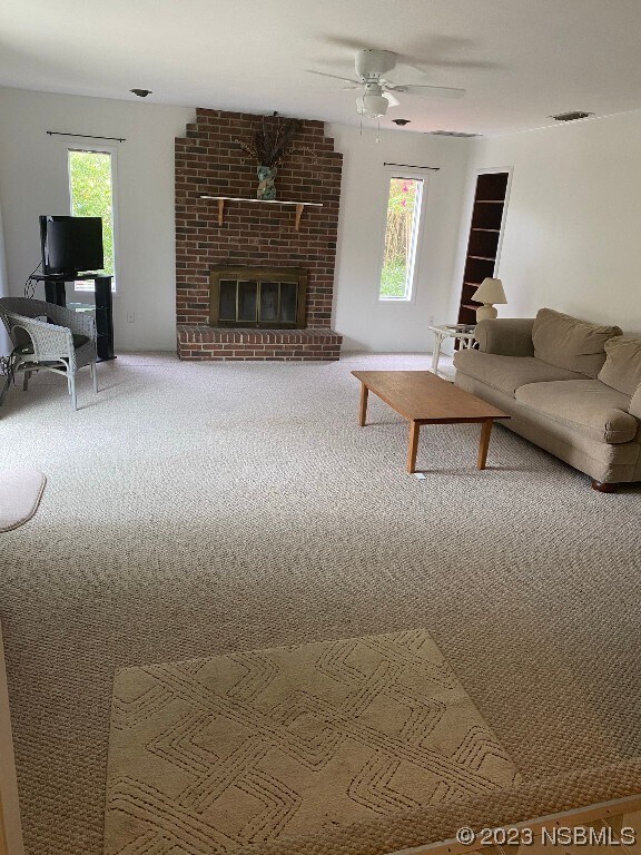 Building Photo - 832 E 21st Ave