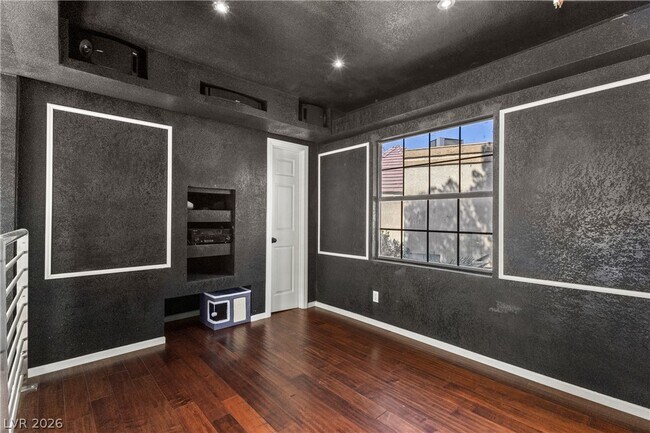 Building Photo - 2805 Tortoise Ct