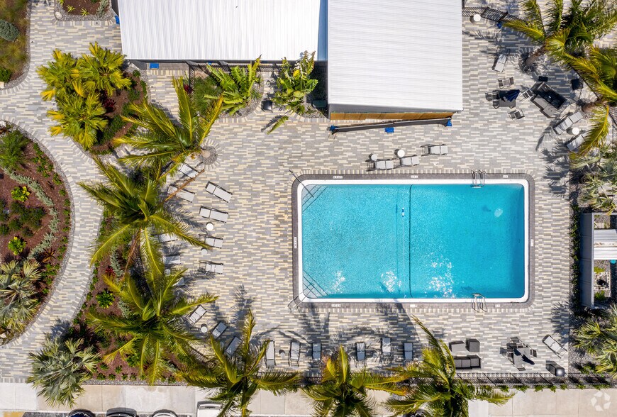 Emerald Pointe Apartment Homes 111 73rd Ave N Saint Petersburg FL