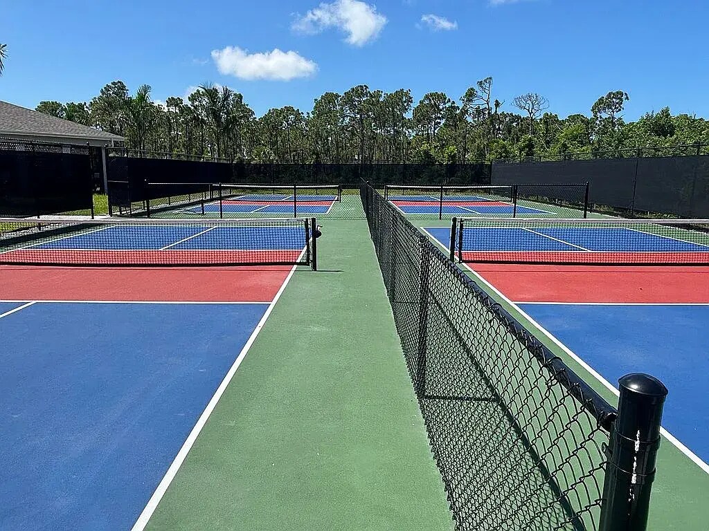 Building Photo - 8256 Shore Lake Dr