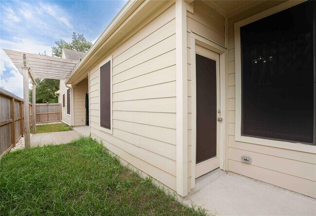 Building Photo - 3619 Standing Rock Dr