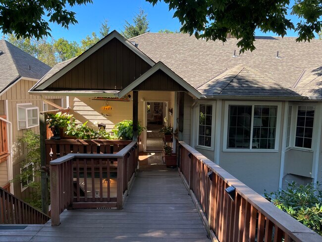 Front of Unit - 3685 Colony Oaks Dr