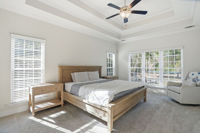 Building Photo - Beautiful Home for Lease in Buckhead