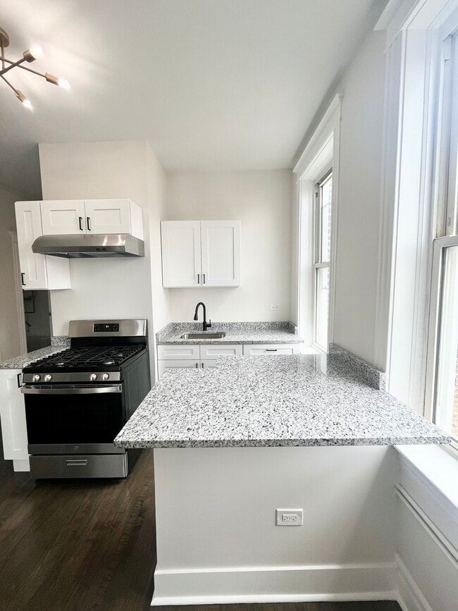 Building Photo - 2512 S Trumbull Ave