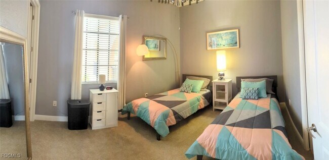 Building Photo - 13780 Julias Way
