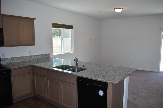 Building Photo - 31 Medieval St