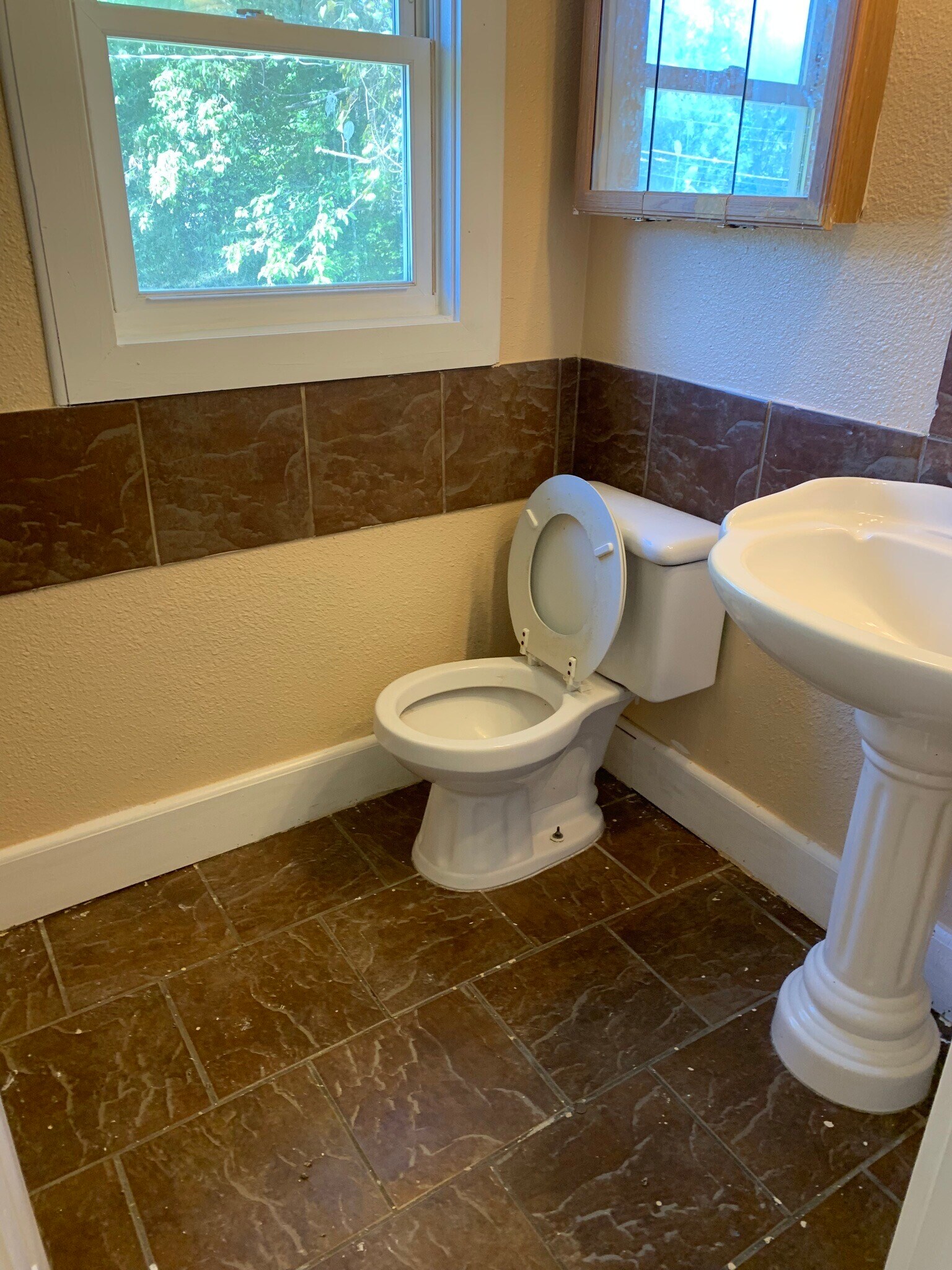 First Floor Bathroom - 3806 E 40th St