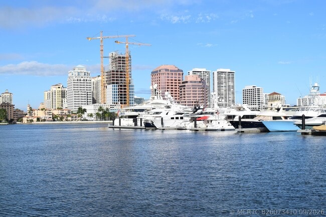 Building Photo - 4500 S Ocean Blvd
