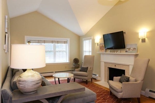 Building Photo - 80 Adams St