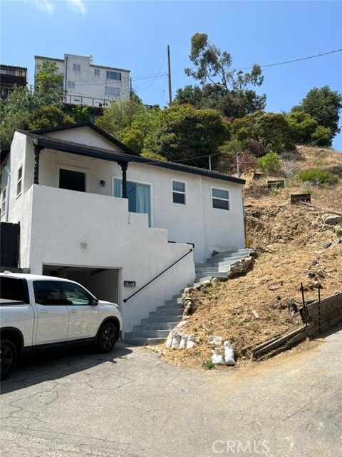Primary Photo - 6901 Cahuenga Park Trail
