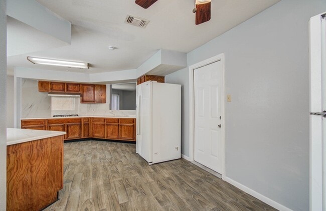 Building Photo - 6326 Briar Terrace Dr