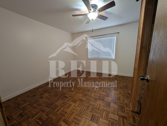 Building Photo - Lebo Reid Duplex