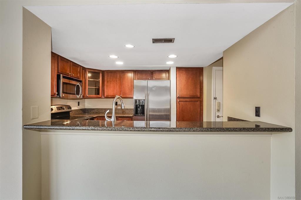 Building Photo - 15383 Maturin Dr