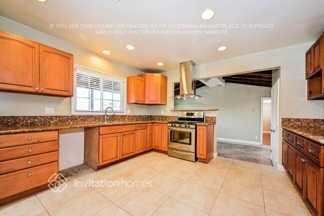 Building Photo - 7800 Radford Ave