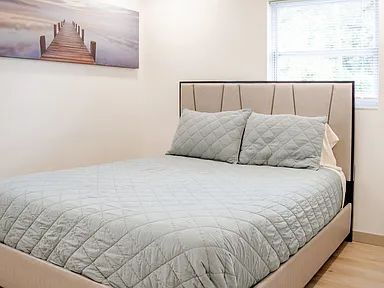 Building Photo - Cozy Updated Home Near Beaches, Shops & BayCare Ballpark