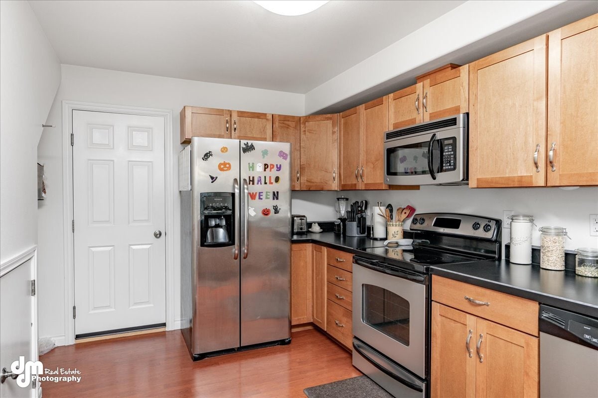 Building Photo - 299 Skwentna Dr