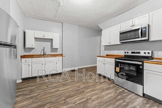 Building Photo - 451 S Keystone Ave