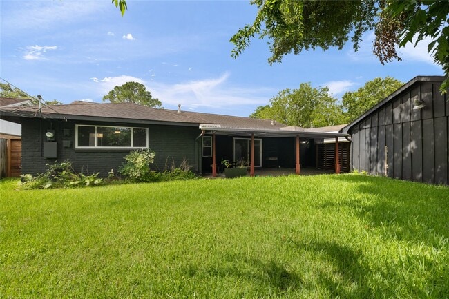 Building Photo - 5450 Birdwood Rd