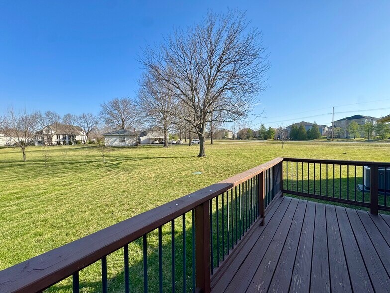 Building Photo - 10300 W 164th St