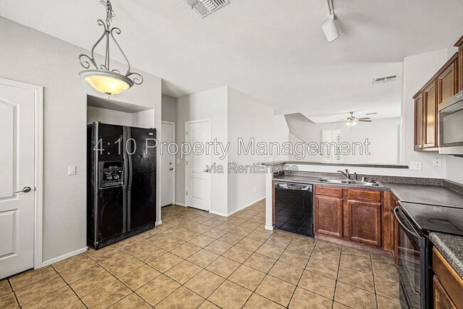 Building Photo - 852 S Colonial Dr