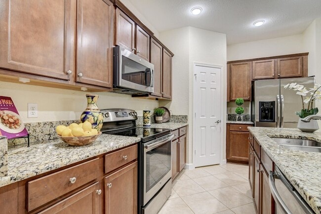 Primary Photo - 10366 Wellington Parc Dr