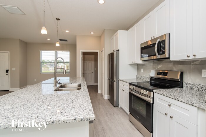 Building Photo - 109 Hillock Ave NW