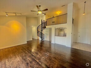 Building Photo - Spacious 2 Bed, 2 Bath + Loft in Prime Lak...