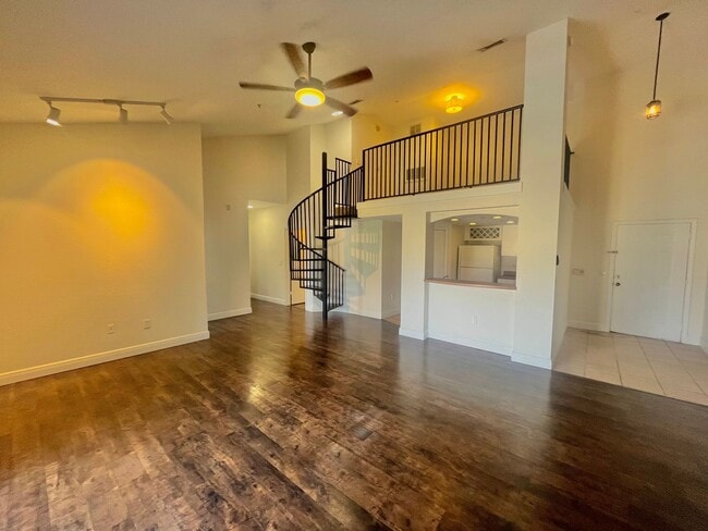 Primary Photo - Spacious 2 Bed, 2 Bath + Loft in Prime Lak...