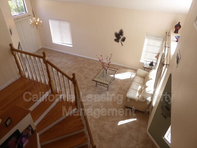 Building Photo - 28603 Heather Ln