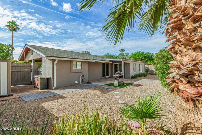 Building Photo - 6912 E Monterey Way