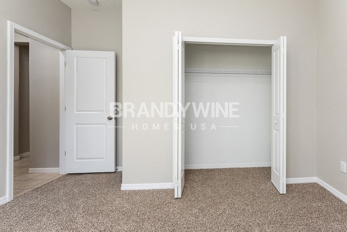 Building Photo - 8659 Ravenna Dr