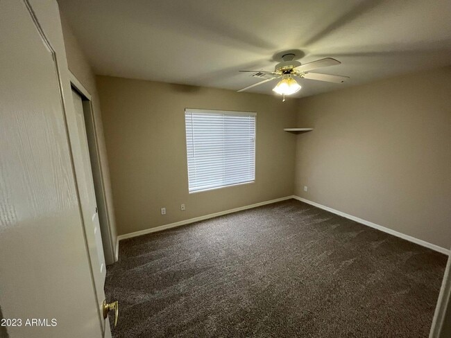 Building Photo - 1321 N Palmsprings Dr