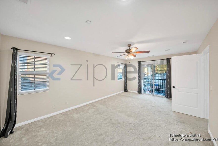 Building Photo - 443 Monrovista Ave