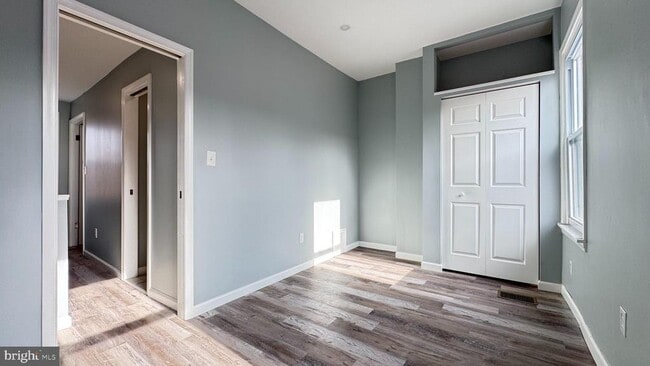 Building Photo - 163 W Palmer St