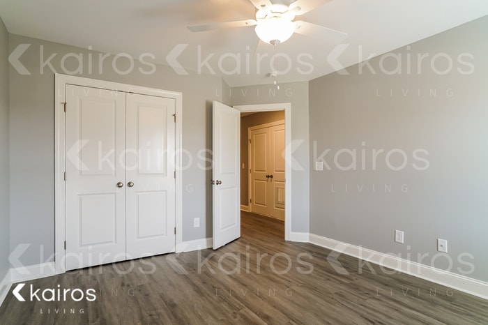 Building Photo - 3708 Oak Leaf Wy