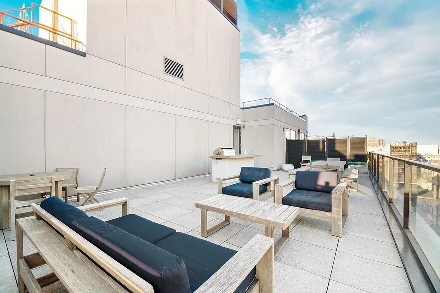 Building Photo - 155 Attorney St