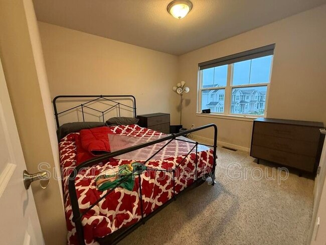 Building Photo - 2865 Endive Dr