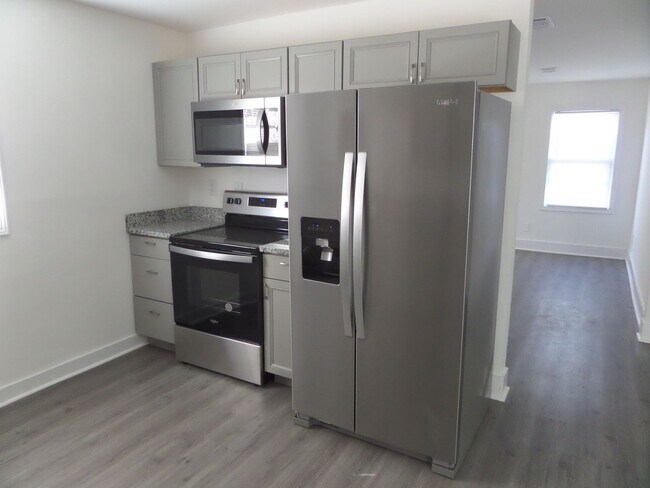 Building Photo - Charming 3BR House in Warner Robins