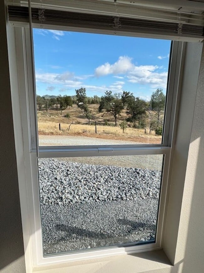 Building Photo - Breathtaking Views – Brand New 2 Bed, 1.5 Bath Home for Rent!  Available Nov 1st | Mt. Bally | Mt...