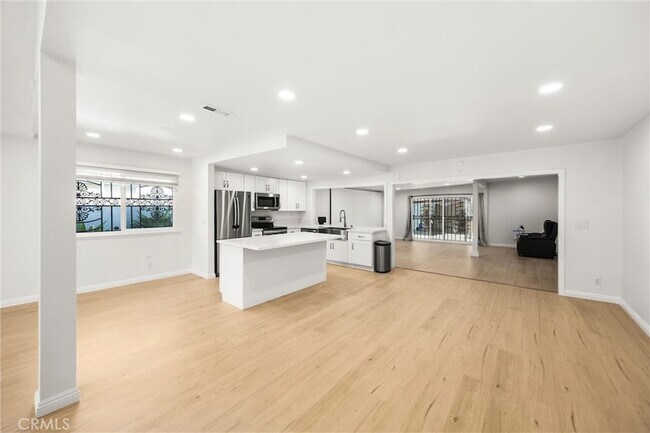 Building Photo - 13509 Destino St