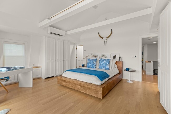 Building Photo - 148 Whipple Rd