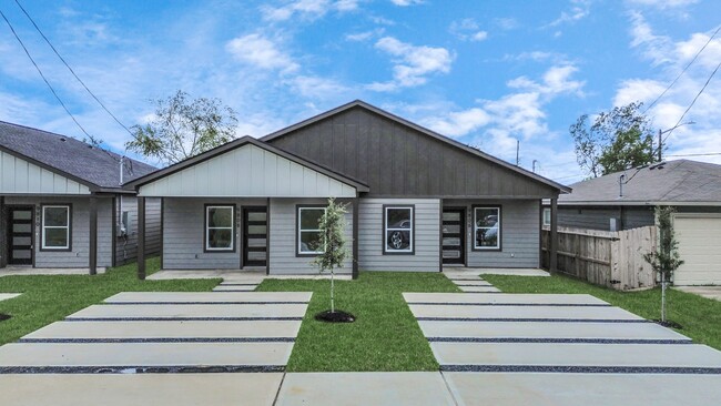 Building Photo - 9808 Nedwald St