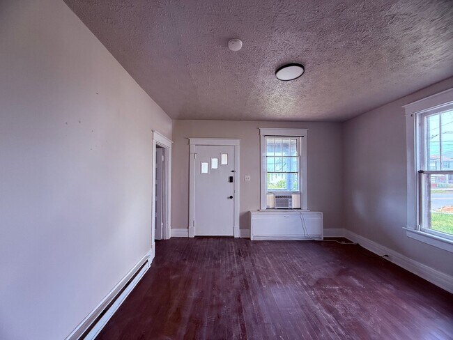 Building Photo - 1700 Bedford Ave