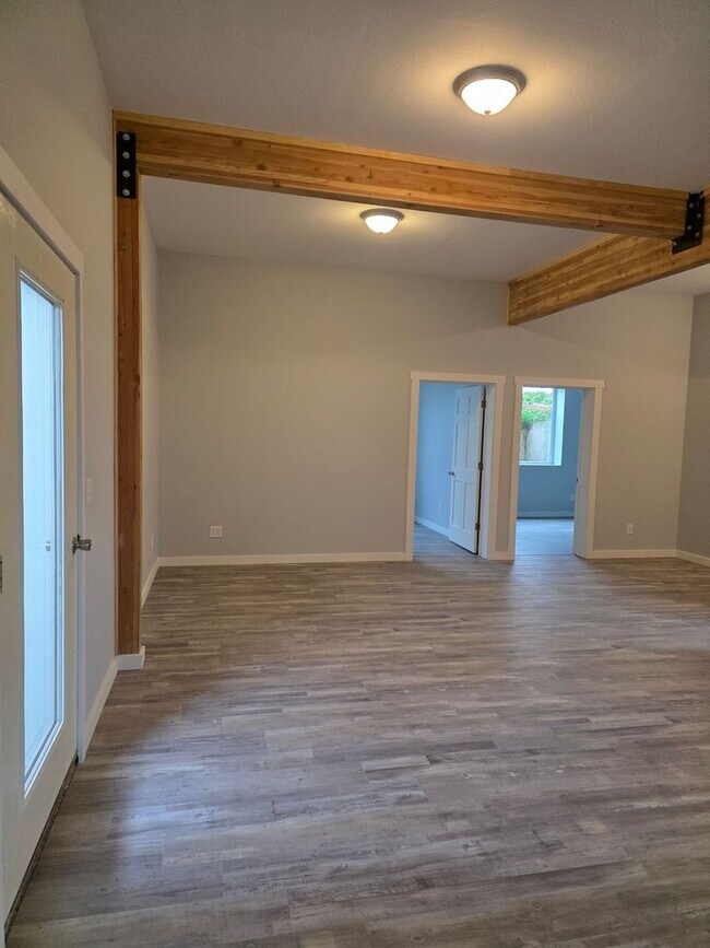 Building Photo - 184 Baileys Way