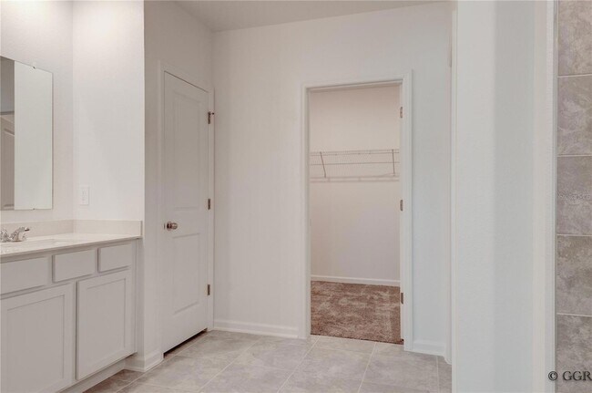 Building Photo - 1520 Brentwood Dr