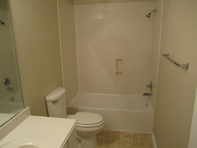 Building Photo - 18401 Sunrise Oaks Ct