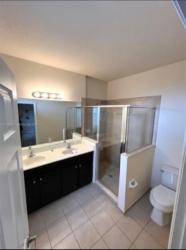 Building Photo - 9401 SW 172nd Ave