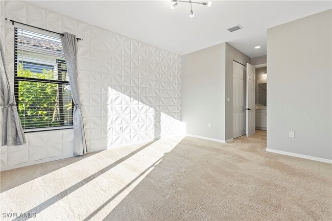 Building Photo - 8976 Madrid Cir