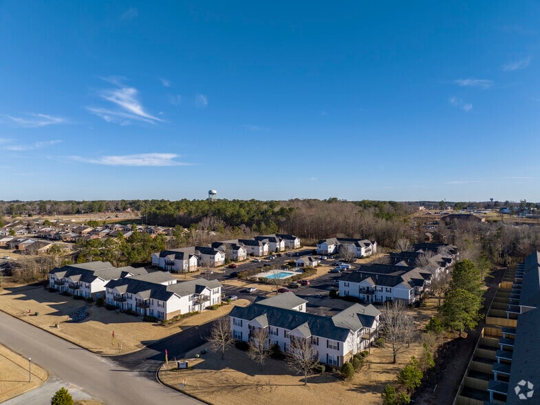 Building Photo - Century Park